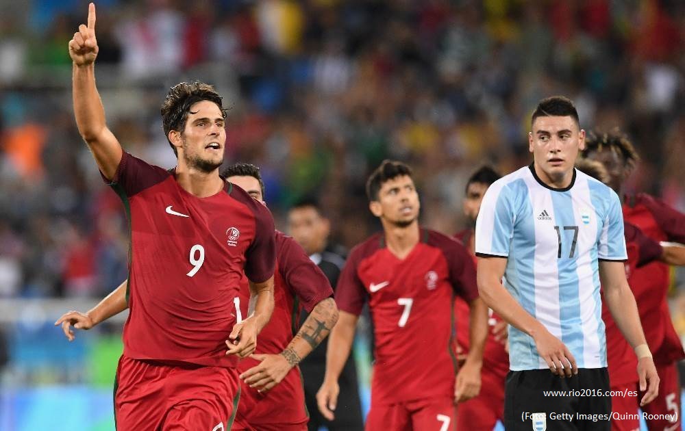 Victoria 2-0 de Portugal sobre Argentina