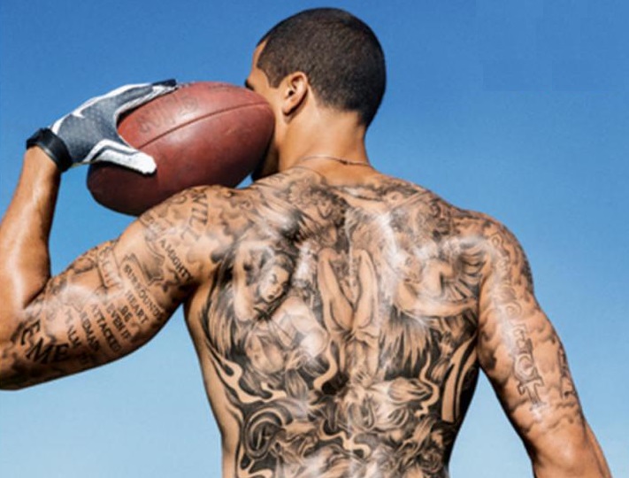 Colin Kaepernick Los tatuajes de los deportistas más sexis