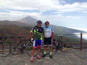 Cristóbal Hernández y su Pasión por el Ciclismo: Un ejemplo a seguir FeelTuMinuto FeelDeporte