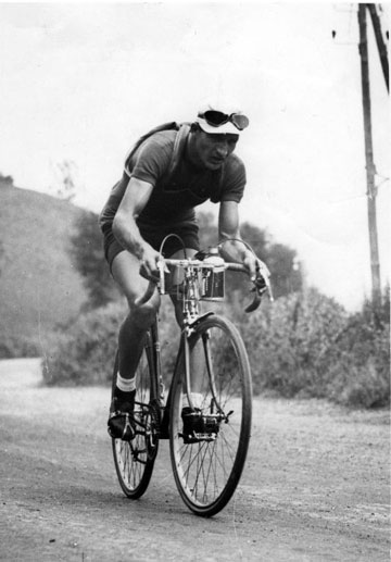 Gino Bartali Los 7 Mejores Ciclistas de la Historia del Tour de Francia