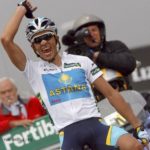 Alberto Contador Celebrando victoria. La Vuelta a España 2017 será la última carrera profesional de Alberto Contador