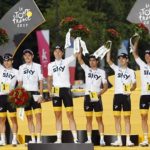 Equipo Sky en el Podio del Tour de Francia 2017 , sky vuelta , skyteam cycling , team sky pro cycling , cris froome